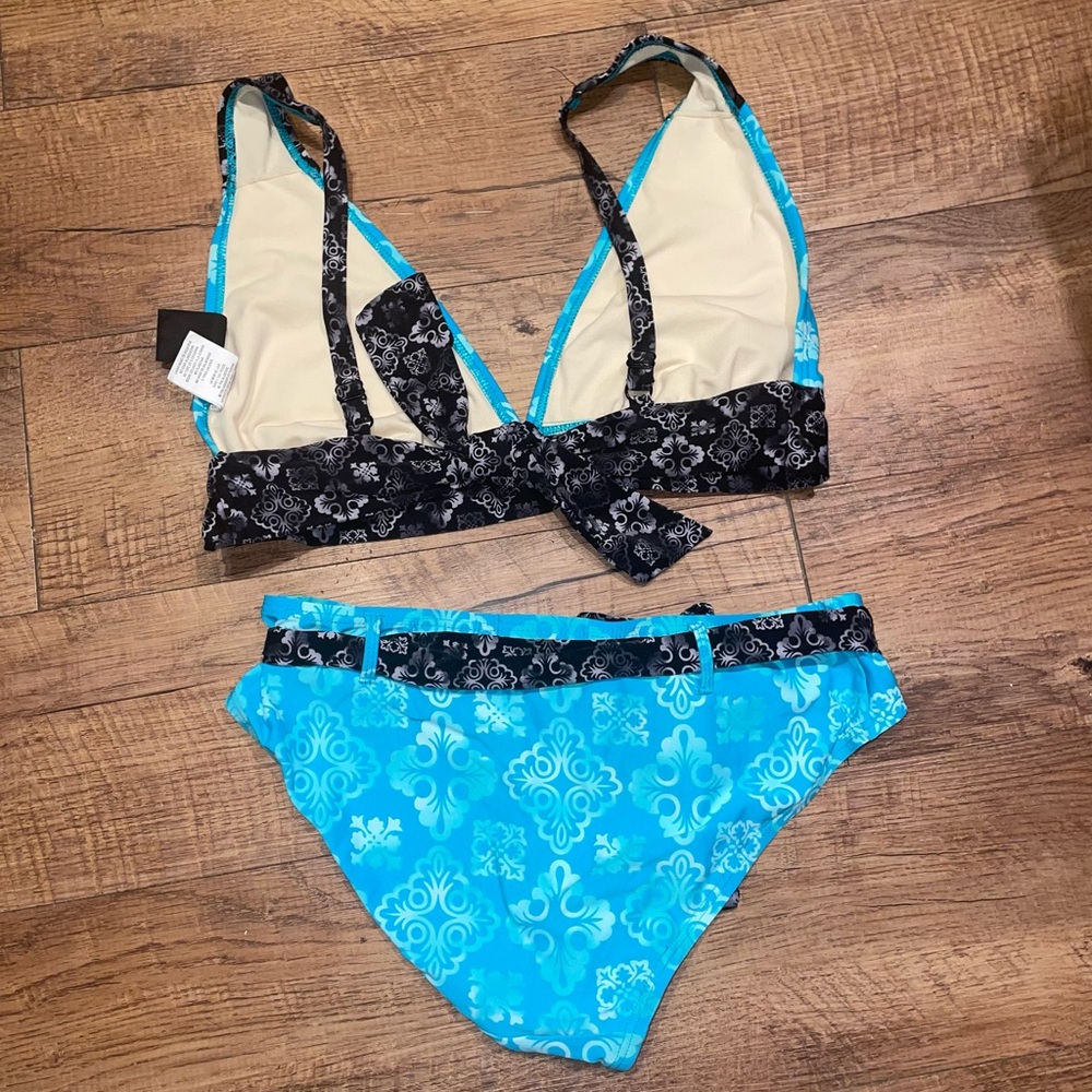 Bikini - Blue and Black Floral - Picture 3 of 5